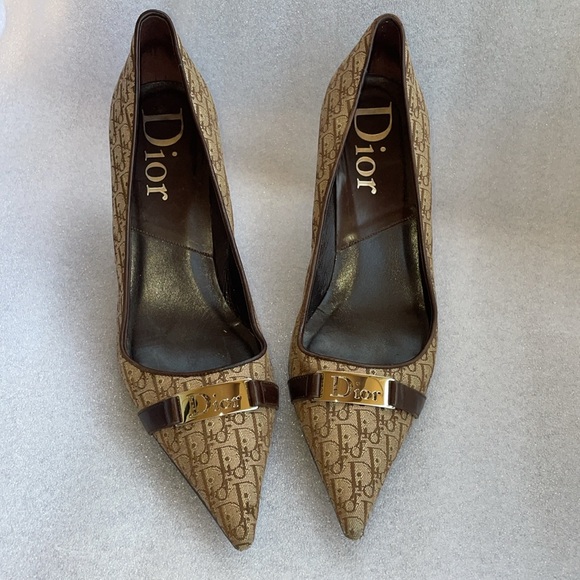 Christian Dior brown monogram heels - Picture 5 of 16